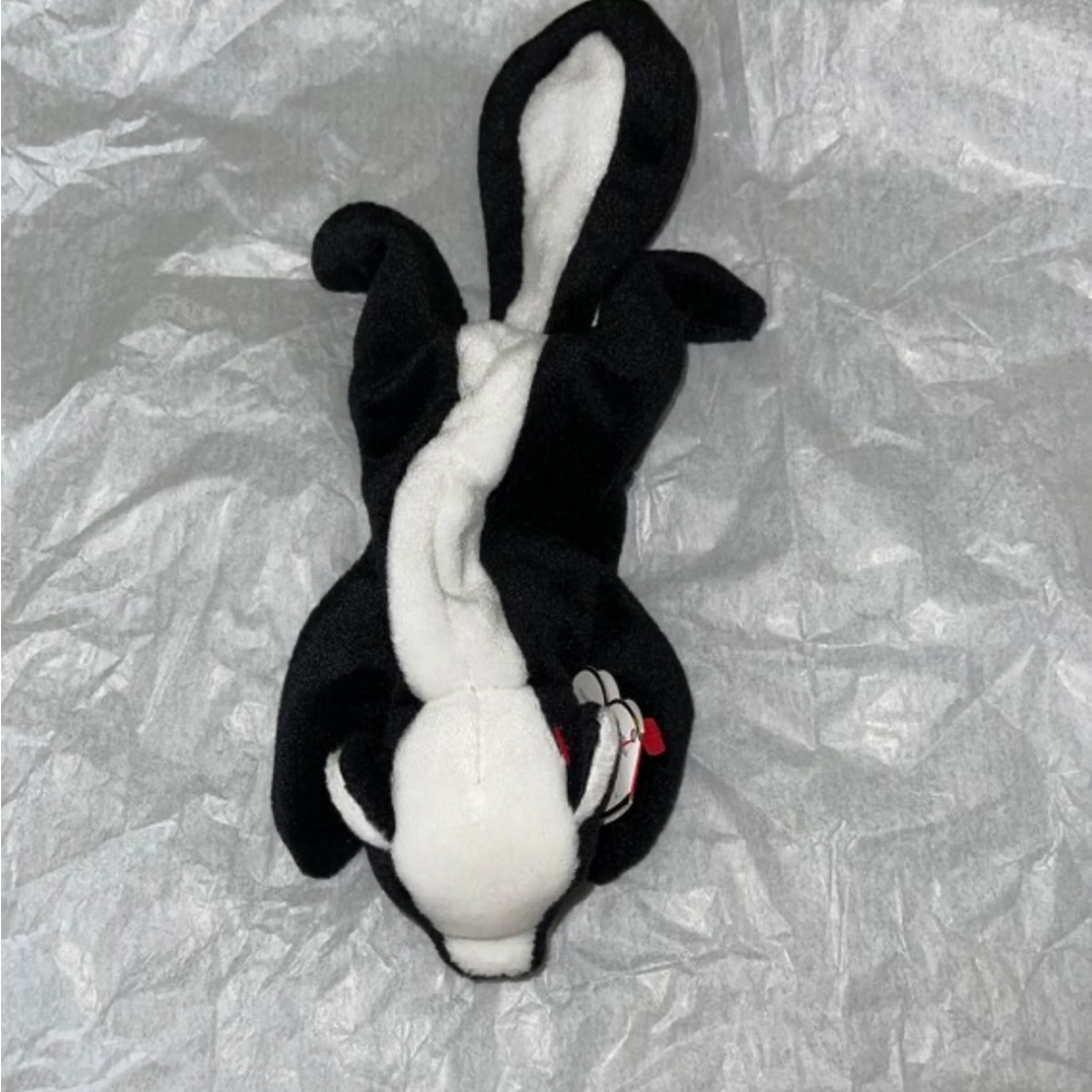 STINKY | Vtg Ty Original Beanie Baby 1995 Stinky the Skunk - Picture 6 of 9